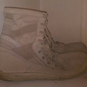 Tactical boots